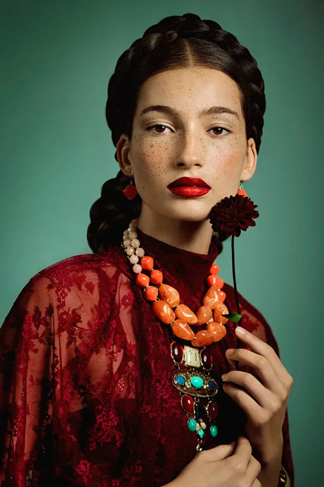 SARA ALLSOP presenta collection AHIA 2025 Finalista
Finalista AHIA Creative 2025: Categoría New Zealand Hairdresser of the Year

Hairdresser: Sara Allsop
Salon: Dharma Salon

#CollectionINSPIRACION #RevistaCOLLECTION #EstilistasMx #EstilistasLatam #hairartists #hairstyles #peinados #iconosdelestilismo #CollectionMasters #CollectionInfluencer #hairartist #CollectionTENDENCIAS #CollectionProductos #EstilistasUnidos  #AHIACreative2025 #HairAwards #HairInspiration #CreativeExcellence #HairArt